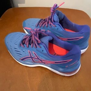 ASICS Gel-Cumulus 20 Running Athletic Shoes Size 6